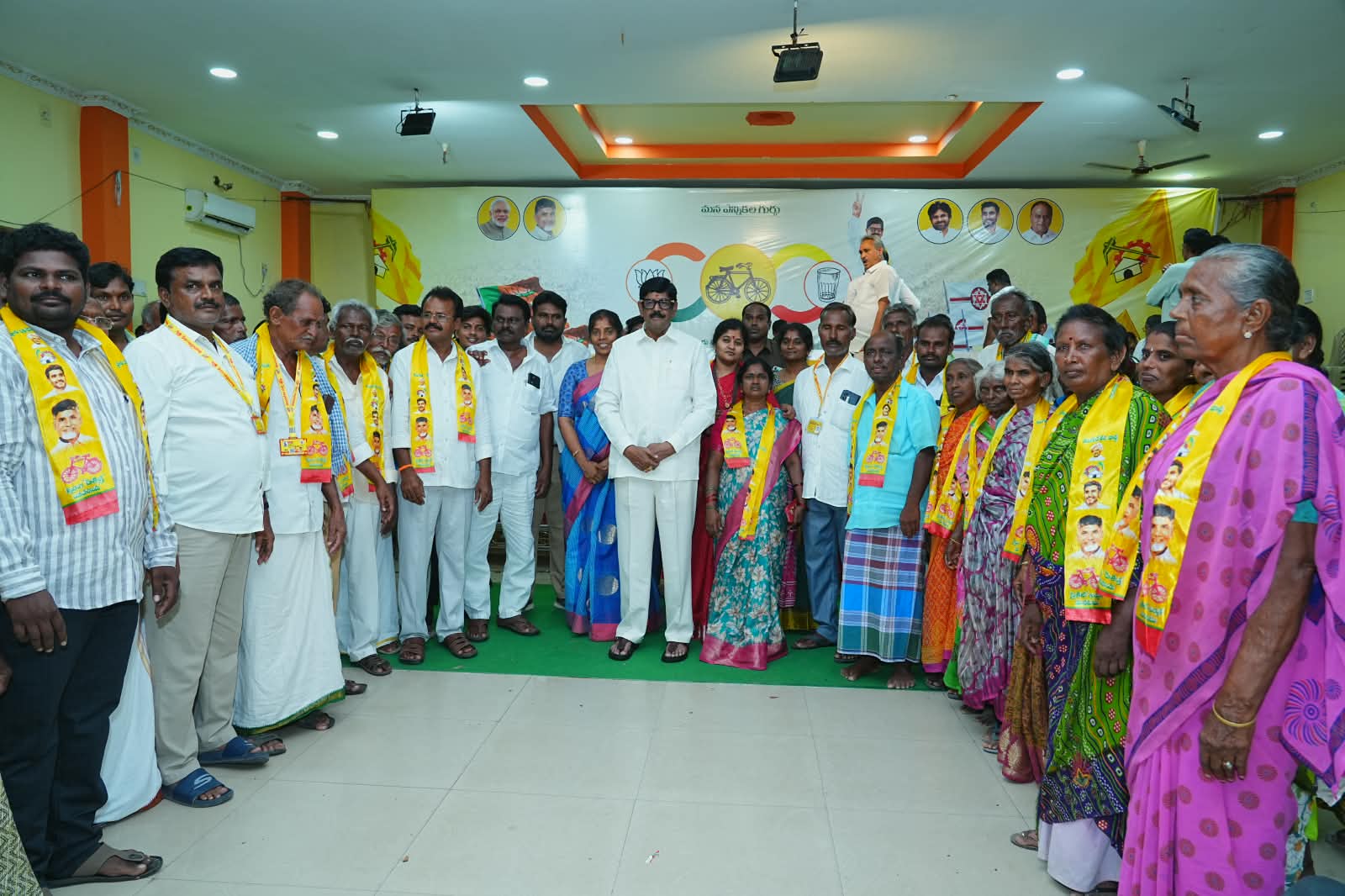 బసవరాజుపాలెంలో వైసీపీకి షాక్‌!