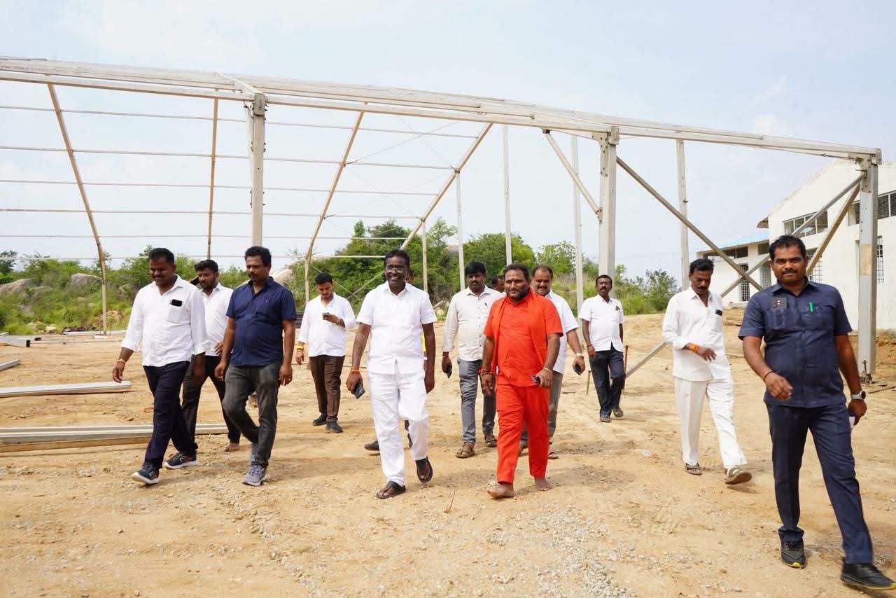 శ్రీనివాస కళ్యాణోత్సవం ఏర్పాట్లును పరిశీలించిన ఎమ్మెల్సీ కంచర శ్రీకాంత్