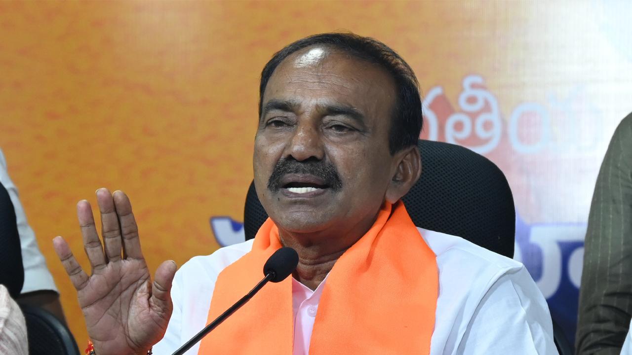 డంప్ యార్డుపై ఈటల సవాల్
